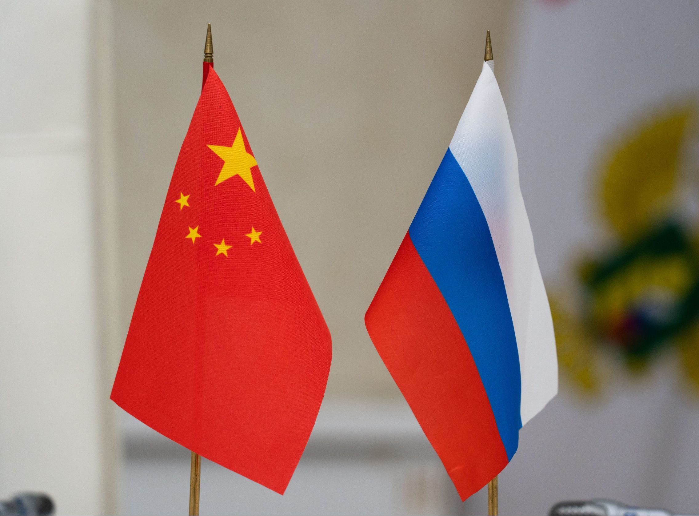 Россия и Китай подписали протоколы, разрешающие экспорт на рынок КНР топинамбура и новых видов говяжьих субпродуктов